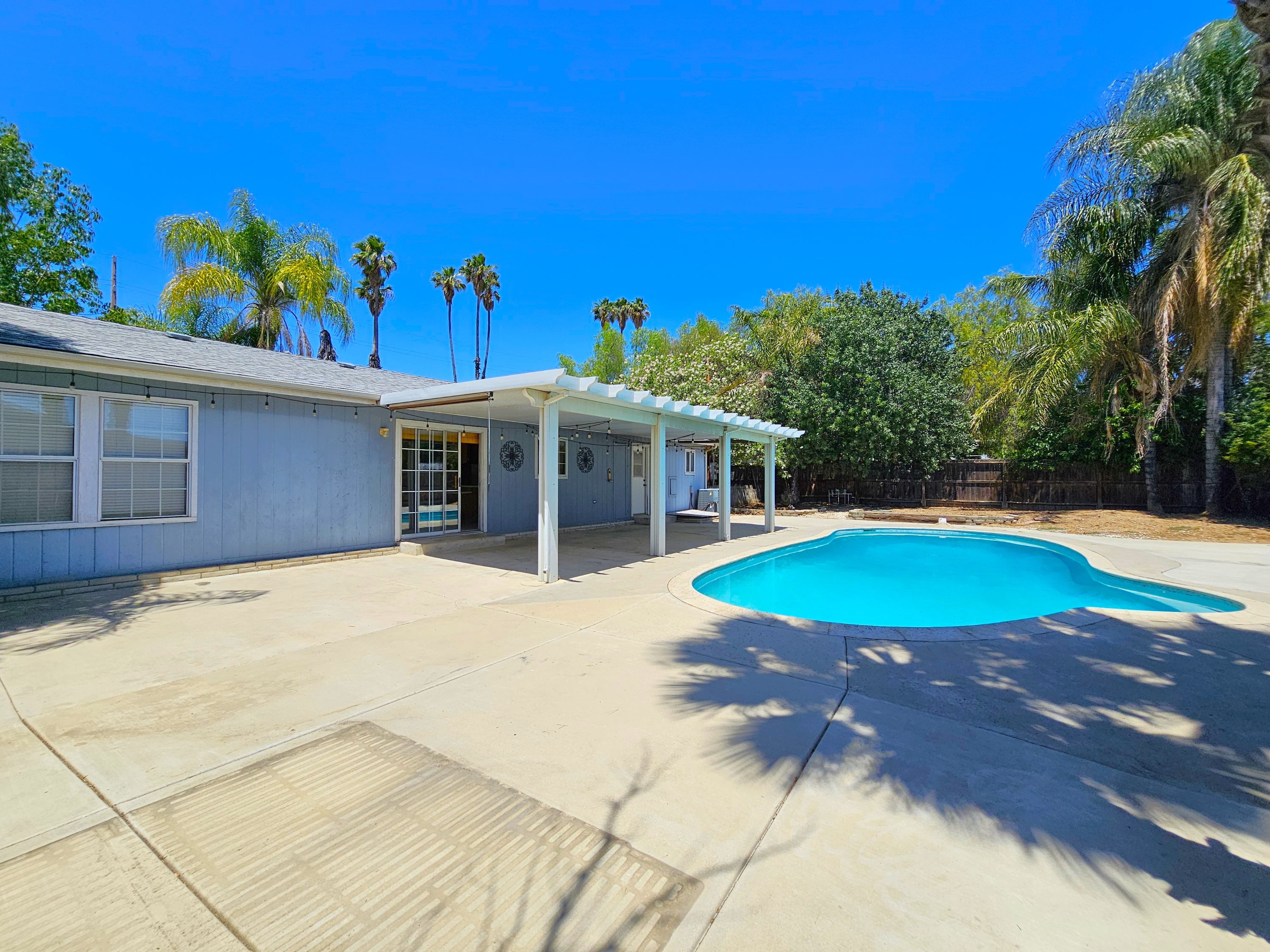 21441 Waite Street - 1